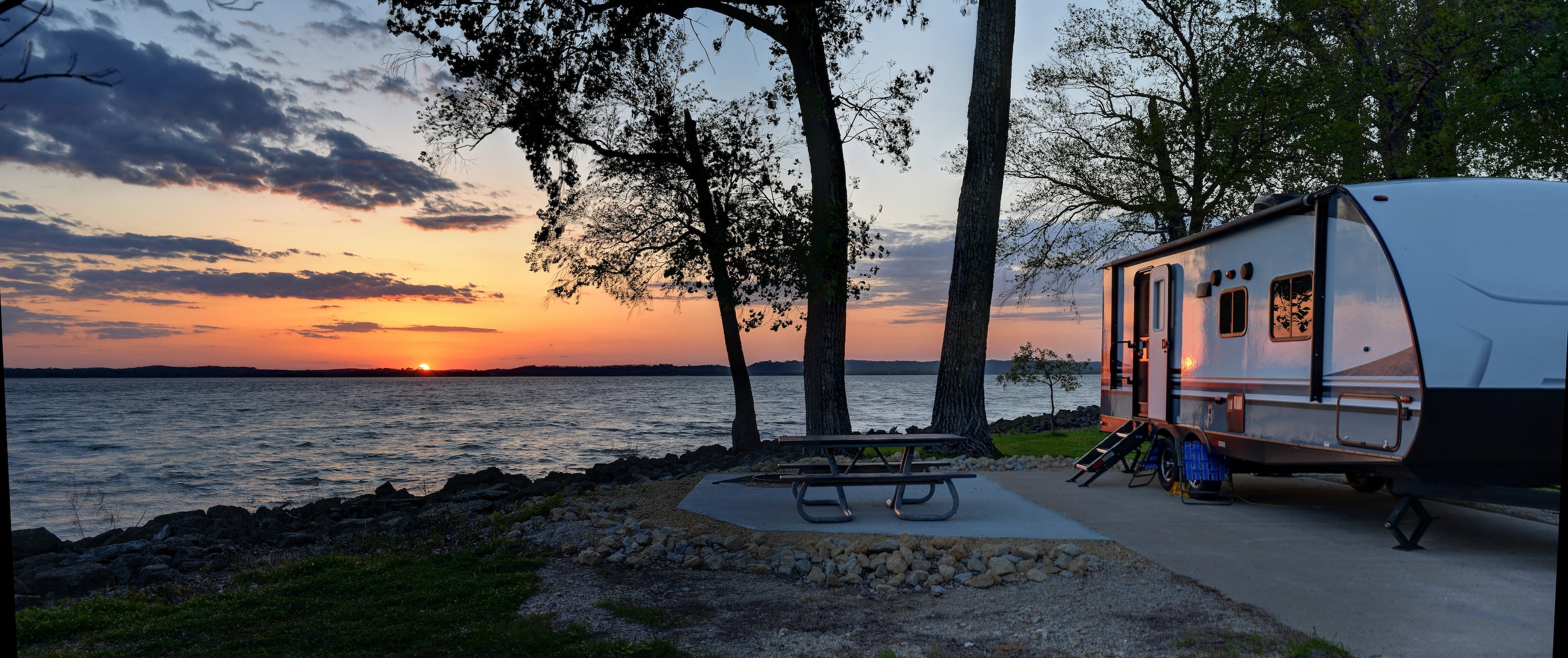 San Diego rvs for rent. Campand on the Bay RV rentals