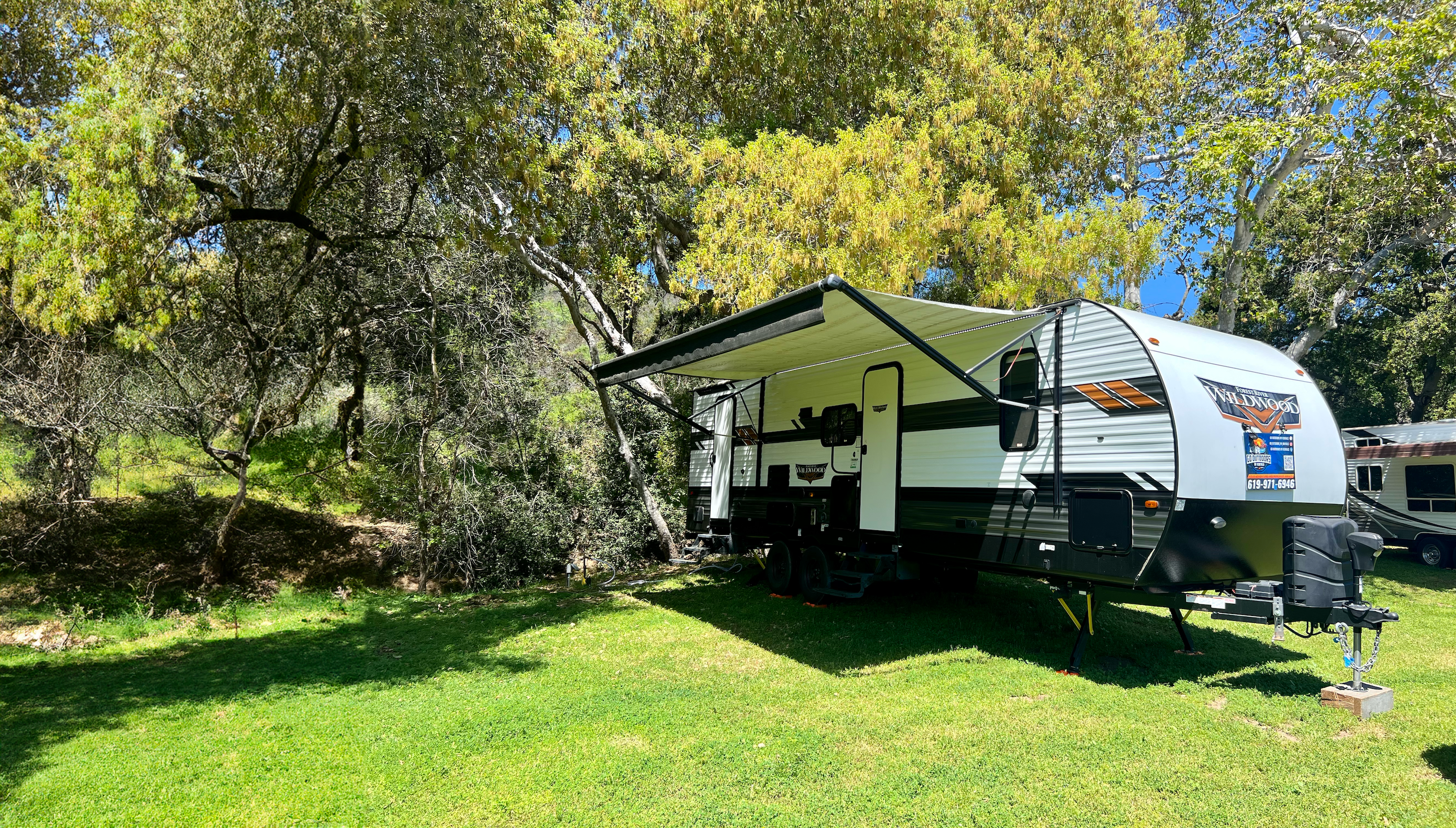 Motorhome rental Campland on the Bay